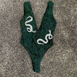 NWOT Stunning snake rhinestone bathing suit